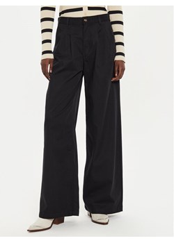 Levi's® Spodnie materiałowe A7535-0003 Czarny Wide Leg ze sklepu MODIVO w kategorii Spodnie damskie - zdjęcie 182726143