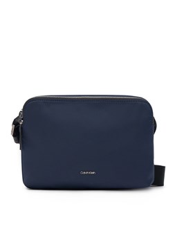 Calvin Klein Saszetka Business Tech Camera Bag K50K512912 Granatowy ze sklepu MODIVO w kategorii Torby męskie - zdjęcie 182727293