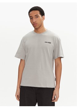 Karl Kani T-Shirt Resist Love 60300348 Szary Relaxed Fit ze sklepu MODIVO w kategorii T-shirty męskie - zdjęcie 182730543