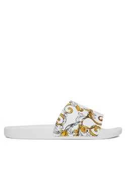 Versace Jeans Couture Klapki 78YA3SQ4 Biały ze sklepu MODIVO w kategorii Klapki męskie - zdjęcie 182731183