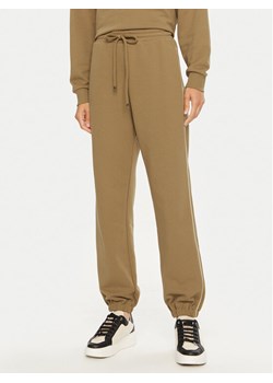 Max Mara Leisure Spodnie dresowe Pirano 2426786088 Brązowy Regular Fit ze sklepu MODIVO w kategorii Spodnie damskie - zdjęcie 182731211