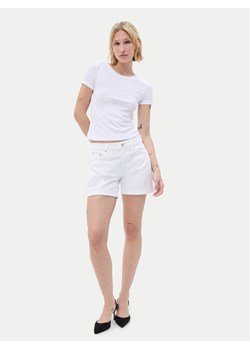 Gap Szorty jeansowe 607134-00 Biały Slim Fit ze sklepu MODIVO w kategorii Szorty - zdjęcie 182733221
