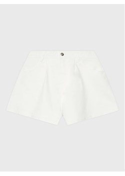 United Colors Of Benetton Szorty materiałowe 4RISC9019 Biały Regular Fit ze sklepu MODIVO w kategorii Spodenki dziewczęce - zdjęcie 182733482