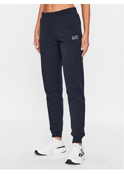 EA7 Emporio Armani Spodnie dresowe 8NTP85 TJCQZ 0555 Granatowy Regular Fit ze sklepu MODIVO w kategorii Spodnie damskie - zdjęcie 182733662