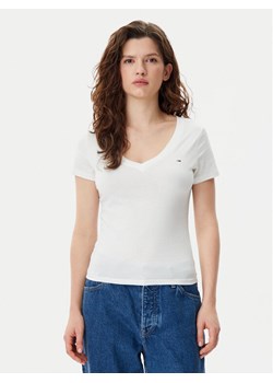 Tommy Jeans T-Shirt DW0DW20458 Biały Slim Fit ze sklepu MODIVO w kategorii Bluzki damskie - zdjęcie 182733820