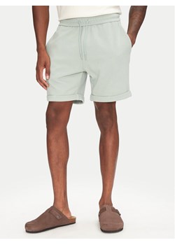 Only & Sons Szorty materiałowe New Kodyl 22033722 Zielony Regular Fit ze sklepu MODIVO w kategorii Spodenki męskie - zdjęcie 182734823