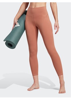 adidas Legginsy Yoga Studio Luxe 7/8 Leggings HR5415 Brązowy ze sklepu MODIVO w kategorii Spodnie damskie - zdjęcie 182736000
