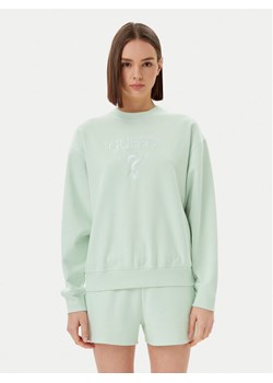 Guess Bluza V5RQ12 KC3D2 Zielony Regular Fit ze sklepu MODIVO w kategorii Bluzy damskie - zdjęcie 182736550
