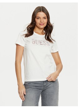 Guess T-Shirt W5RI19 I3Z14 Biały Regular Fit ze sklepu MODIVO w kategorii Bluzki damskie - zdjęcie 182736774