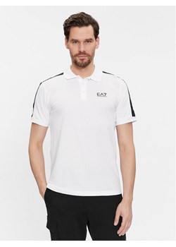 EA7 Emporio Armani Polo 3DPF23 PJ02Z 1100 Biały Regular Fit ze sklepu MODIVO w kategorii T-shirty męskie - zdjęcie 182737314