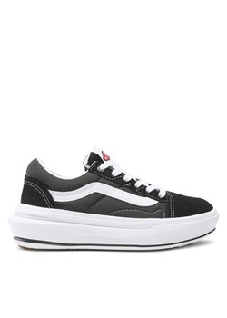 Vans Tenisówki Old Skool Overt VN0A7Q5EBA21 Czarny ze sklepu MODIVO w kategorii Trampki damskie - zdjęcie 182738614
