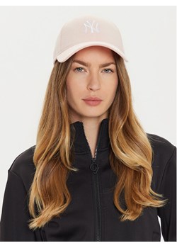 New Era Czapka z daszkiem Cosy New York Yankees 60565257 Różowy ze sklepu MODIVO w kategorii Czapki z daszkiem damskie - zdjęcie 182738681