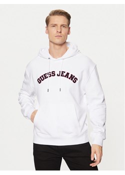 Guess Jeans Bluza M5RQ44 KCPR1 Biały Regular Fit ze sklepu MODIVO w kategorii Bluzy męskie - zdjęcie 182738693