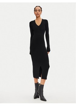 Calvin Klein Sukienka dzianinowa K20K207491 Czarny Slim Fit ze sklepu MODIVO w kategorii Sukienki - zdjęcie 182739080