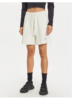 adidas Szorty sportowe ALL SZN IY6824 Biały Loose Fit ze sklepu MODIVO w kategorii Szorty - zdjęcie 182739410