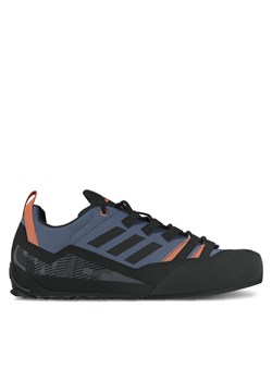 adidas Sneakersy Terrex Swift Solo 2.0 Hiking IE6903 Niebieski ze sklepu MODIVO w kategorii Buty trekkingowe męskie - zdjęcie 182739563