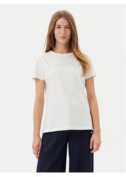 Guess T-Shirt BRIANA SS V3BI11 J1314 Biały Active Fit ze sklepu MODIVO w kategorii Bluzki damskie - zdjęcie 182740381