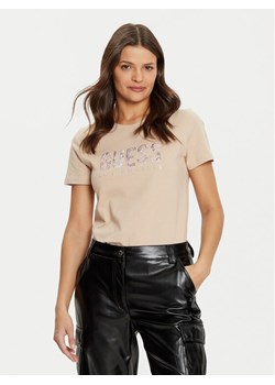 Guess T-Shirt W5RI19 I3Z14 Beżowy Regular Fit ze sklepu MODIVO w kategorii Bluzki damskie - zdjęcie 182740840