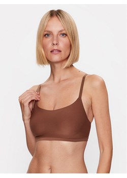 Chantelle Biustonosz top Soft Stretch C16A20 Brązowy ze sklepu MODIVO w kategorii Biustonosze - zdjęcie 182741164