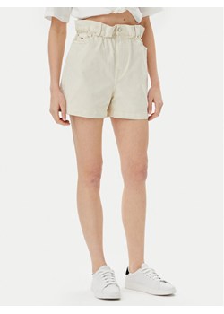 Tommy Jeans Szorty materiałowe DW0DW21656 Beżowy Regular Fit ze sklepu MODIVO w kategorii Szorty - zdjęcie 182741194