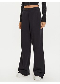 Hugo Spodnie dresowe 50528471 Czarny Relaxed Fit ze sklepu MODIVO w kategorii Spodnie damskie - zdjęcie 182741662