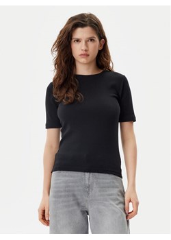 Gap T-Shirt 679172-00 Czarny Stretch Fit - id: 0000305290144 - marki Gap - 182742374 Gap T-Shirt 679172-00 Czarny Stretch Fit ze sklepu MODIVO w kategorii Bluzki damskie - zdjęcie 182742374