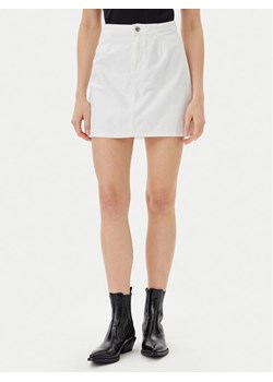Calvin Klein Jeans Spódnica jeansowa J20J225194 Biały Regular Fit ze sklepu MODIVO w kategorii Spódnice - zdjęcie 182743901