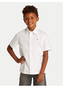 Tommy Hilfiger Koszula KB0KB09554 S Biały Regular Fit ze sklepu MODIVO w kategorii Koszule chłopięce - zdjęcie 182743913