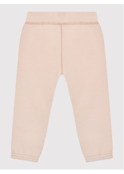 United Colors Of Benetton Spodnie dresowe 3J70AF009 Różowy Regular Fit ze sklepu MODIVO w kategorii Spodnie i półśpiochy - zdjęcie 182744082