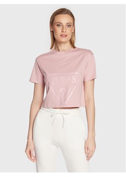 Guess T-Shirt Adele V2YI06 K8HM0 Różowy Regular Fit ze sklepu MODIVO w kategorii Bluzki damskie - zdjęcie 182744371