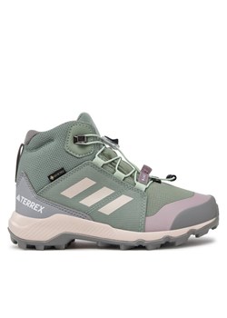 adidas Trekkingi Terrex Mid GORE-TEX JI1356 Zielony ze sklepu MODIVO w kategorii Buty trekkingowe dziecięce - zdjęcie 182744944