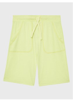 United Colors Of Benetton Szorty sportowe 37YKC901P Zielony Regular Fit ze sklepu MODIVO w kategorii Spodenki chłopięce - zdjęcie 182745564