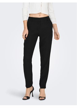 ONLY Chinosy Veronica 15291514 Czarny Slim Fit ze sklepu MODIVO w kategorii Spodnie damskie - zdjęcie 182745931