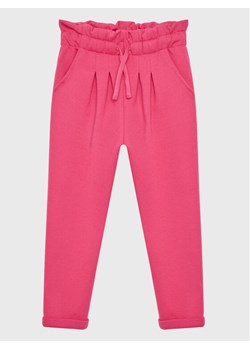 United Colors Of Benetton Spodnie dresowe 3JLXCF025 Różowy Regular Fit ze sklepu MODIVO w kategorii Spodnie dziewczęce - zdjęcie 182747780
