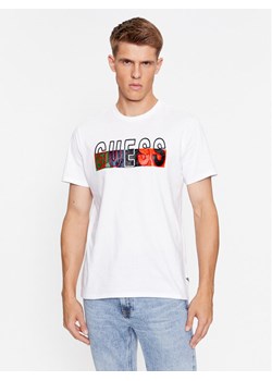 Guess T-Shirt M3BI64 KBXG1 Biały Slim Fit ze sklepu MODIVO w kategorii T-shirty męskie - zdjęcie 182747894
