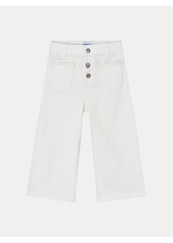 Mayoral Jeansy 3528 Écru Wide Fit ze sklepu MODIVO w kategorii Spodnie dziewczęce - zdjęcie 182748044