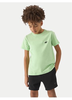 4F Szorty sportowe 4FJWSS24TSHOM272 Czarny Regular Fit ze sklepu MODIVO w kategorii T-shirty chłopięce - zdjęcie 182748353