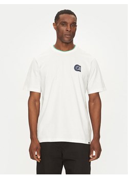 adidas T-Shirt Summer Prep Graphic JI9414 Biały Regular Fit ze sklepu MODIVO w kategorii T-shirty męskie - zdjęcie 182749193