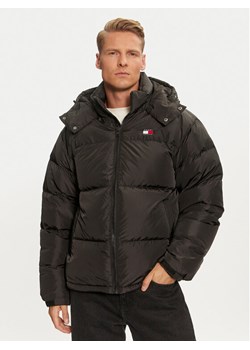 Tommy Jeans Kurtka puchowa Alaska DM0DM19537 Czarny Loose Fit ze sklepu MODIVO w kategorii Kurtki męskie - zdjęcie 182749560