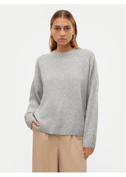 Vero Moda Sweter Boom 10320463 Szary Loose Fit ze sklepu MODIVO w kategorii Swetry damskie - zdjęcie 182749694
