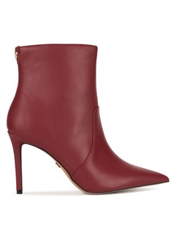 Nine West Botki BYCCC05 Czerwony ze sklepu MODIVO w kategorii Botki - zdjęcie 182750252