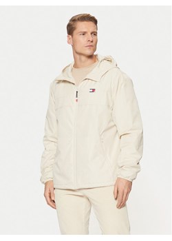 Tommy Jeans Wiatrówka Chicago DM0DM21130 Beżowy Regular Fit ze sklepu MODIVO w kategorii Kurtki męskie - zdjęcie 182750272