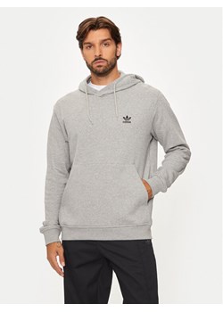 adidas Bluza Trefoil Essentials IX7670 Szary Regular Fit ze sklepu MODIVO w kategorii Bluzy męskie - zdjęcie 182750513