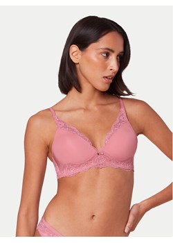 Triumph Biustonosz bezfiszbinowy Amourette Charm T10214457 Różowy ze sklepu MODIVO w kategorii Biustonosze - zdjęcie 182750590