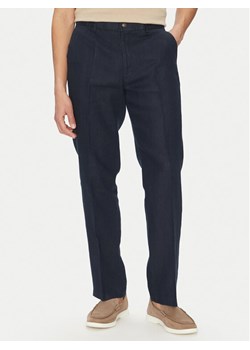 MICHAEL Michael Kors Chinosy CS5304BBEY Granatowy Straight Fit ze sklepu MODIVO w kategorii Spodnie męskie - zdjęcie 182752653