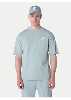 New Era T-Shirt New York Yankees MLB League Essential Pastel 60596180 Zielony Regular Fit - id: 0000305045959 - marki New Era - 182753880 New Era T-Shirt New York Yankees MLB League Essential Pastel 60596180 Zielony Regular Fit ze sklepu MODIVO w kategorii T-shirty męskie - zdjęcie 182753880