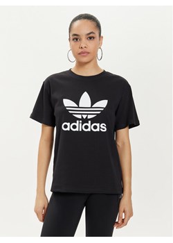adidas T-Shirt Trefoil IR9533 Czarny Regular Fit ze sklepu MODIVO w kategorii Bluzki damskie - zdjęcie 182754184