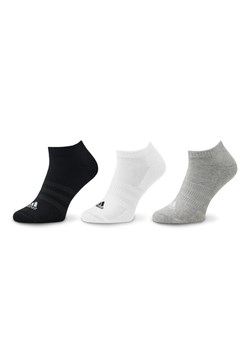 adidas Zestaw 3 par niskich skarpet unisex IC1333 Kolorowy ze sklepu MODIVO w kategorii Skarpetki męskie - zdjęcie 182754244