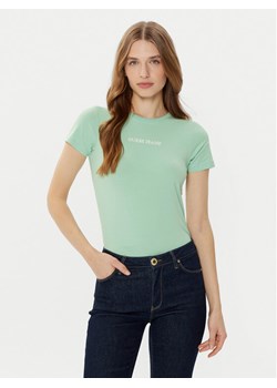 Guess Jeans T-Shirt W4YI01 J1314 Zielony Regular Fit ze sklepu MODIVO w kategorii Bluzki damskie - zdjęcie 182754701