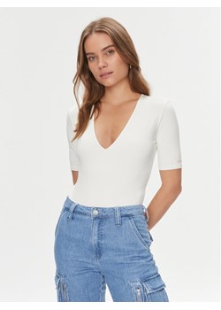 Guess Body Chia V3BP23 KC450 Écru Slim Fit ze sklepu MODIVO w kategorii Bluzki damskie - zdjęcie 182755431
